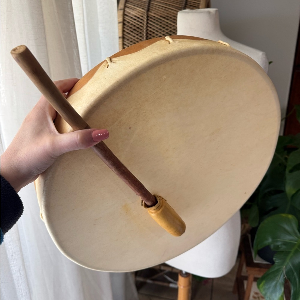Handcrafted Rawhide Frame Drum w/ Leather Mallet – 17”